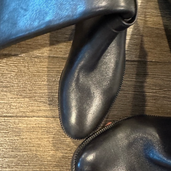 Coach ❤️ - Picture 4 of 5